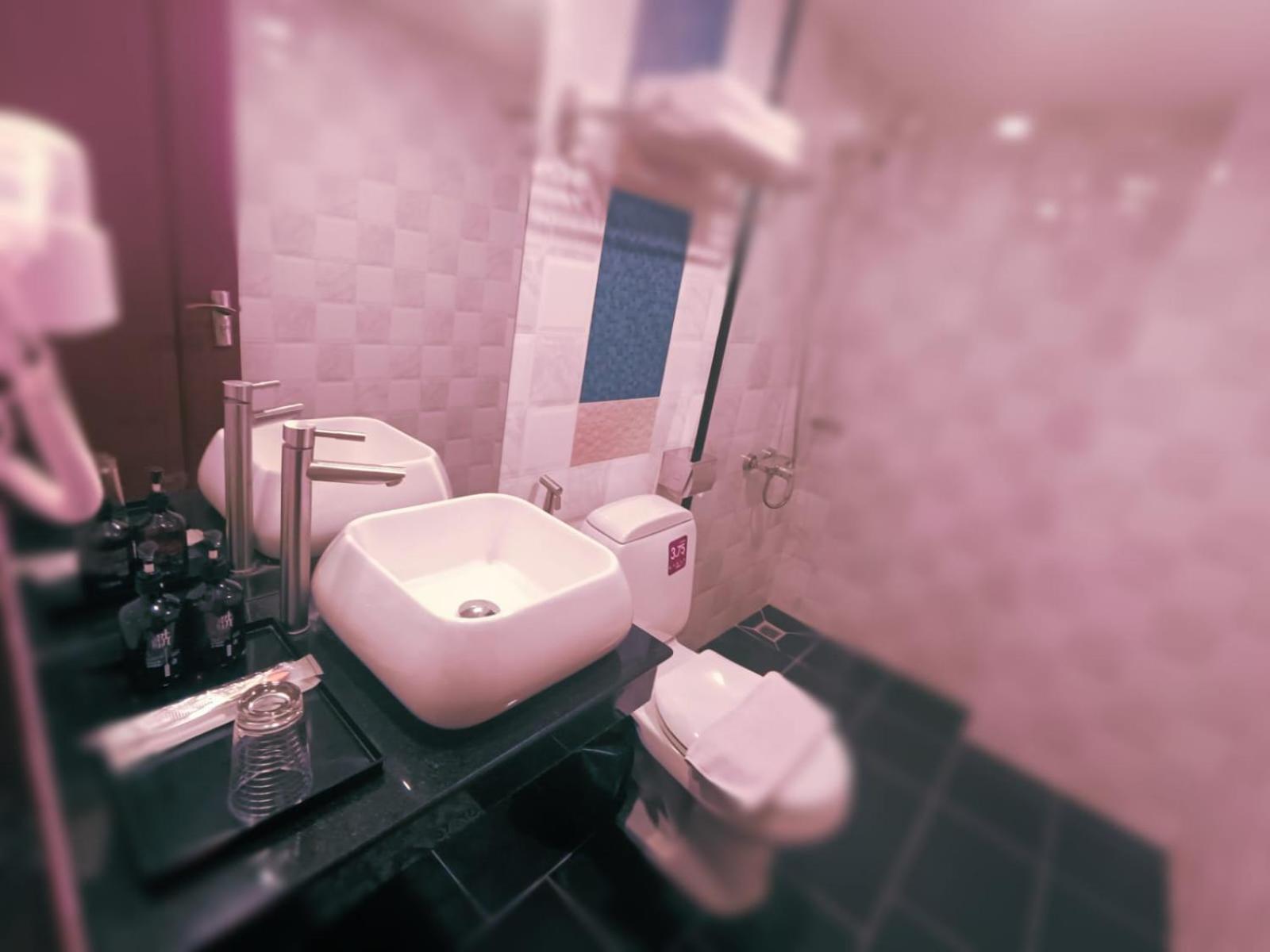 De Hotel Пном Пен Екстериор снимка