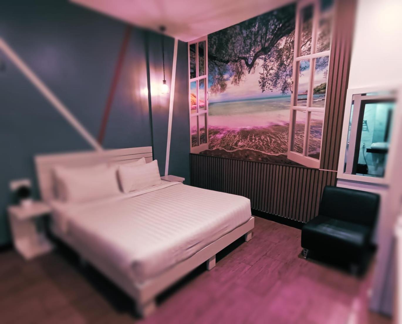 De Hotel Пном Пен Екстериор снимка